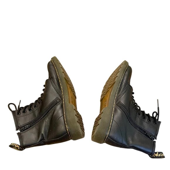 DR. MARTENS $75 Junior 1460 Softy T Leather Lace Up Boots Black Size 4 Kids - Picture 6 of 10